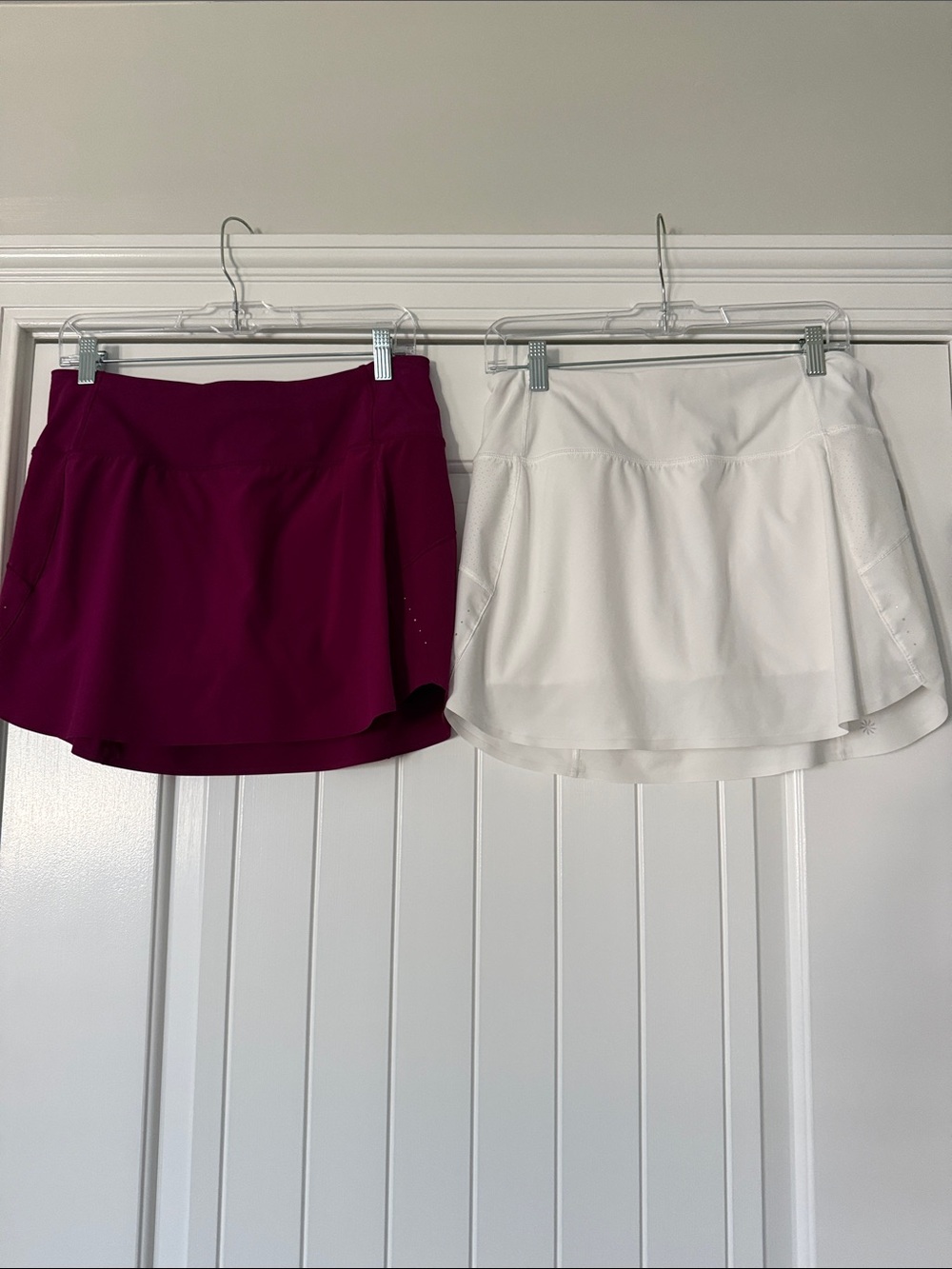 Athleta Run With It 14” Skort - Magenta and White Performance Skirts - Women